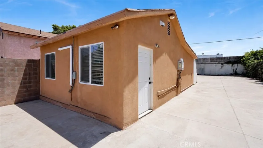 Unit 1548 Front Exterior