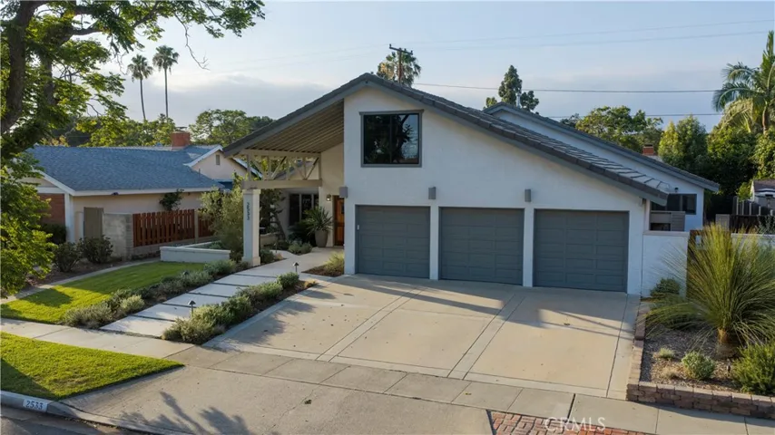 2533 E Tennyson, Anaheim, California 92806