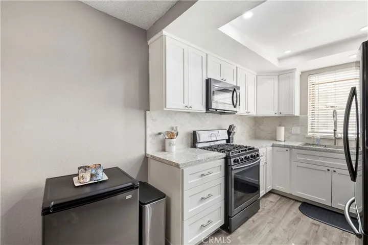 17955 River Circle 4, Canyon Country, California 91387
