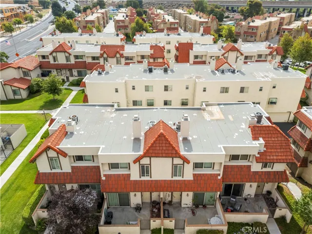 17955 River Circle 4, Canyon Country, California 91387