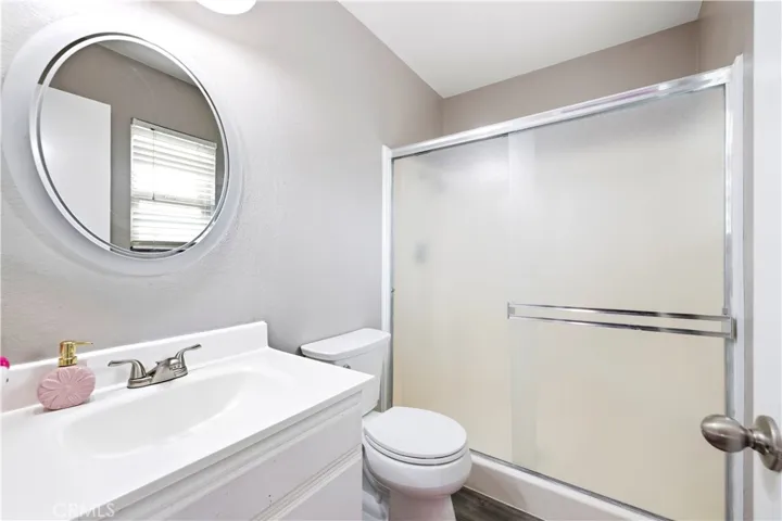 17955 River Circle 4, Canyon Country, California 91387