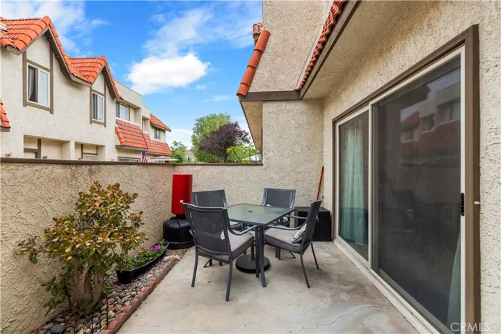 17955 River Circle 4, Canyon Country, California 91387