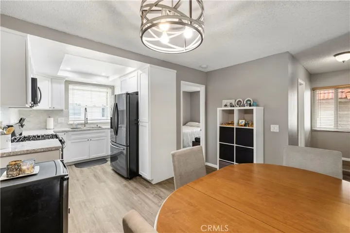 17955 River Circle 4, Canyon Country, California 91387