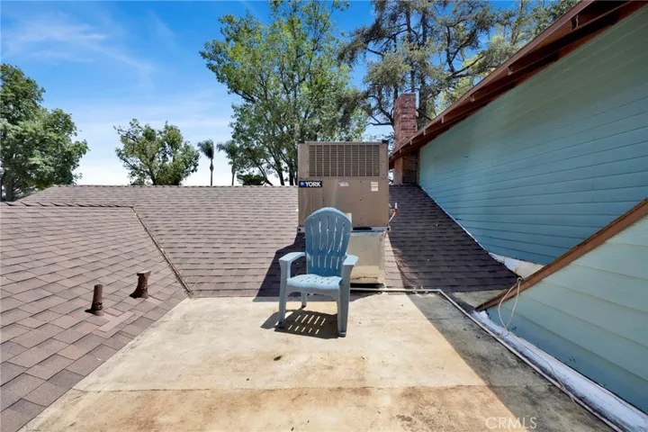 517 King, Monrovia, California 91016