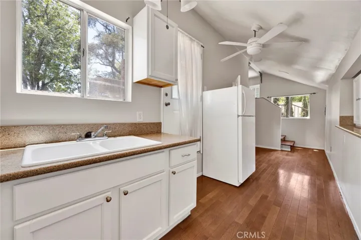 517 King, Monrovia, California 91016