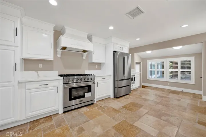 517 King, Monrovia, California 91016
