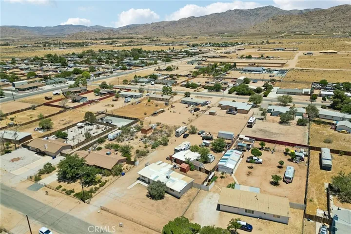 13207 Nicola Road, Apple Valley, California 92308