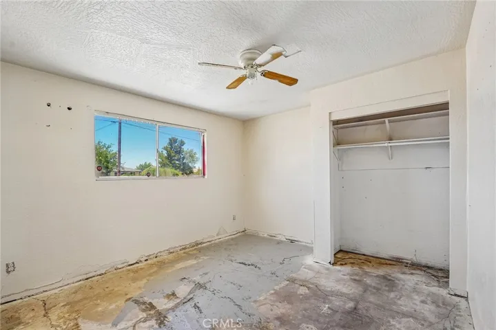 13207 Nicola Road, Apple Valley, California 92308