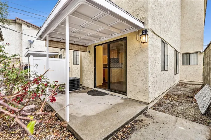 3963 Pennsylvania Avenue, La Crescenta, California 91214