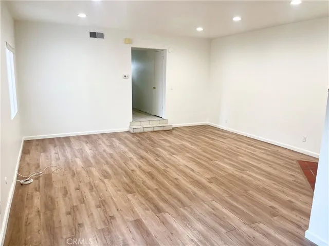 3963 Pennsylvania Avenue, La Crescenta, California 91214