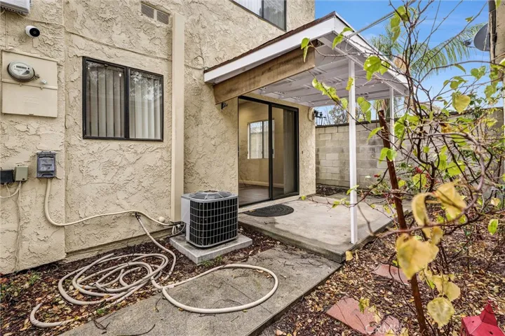 3963 Pennsylvania Avenue, La Crescenta, California 91214