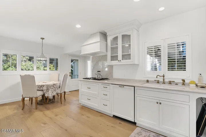 147 Upper Lake Rd- HsHProd-16
