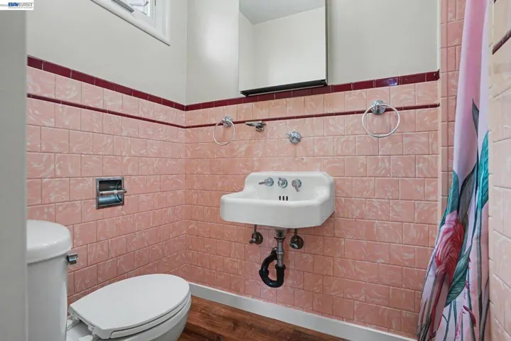 301 Lincoln Ave, Alameda, California 94501