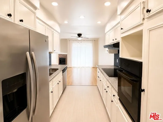 5870 Green Valley Circle 129, Culver City, California 90230