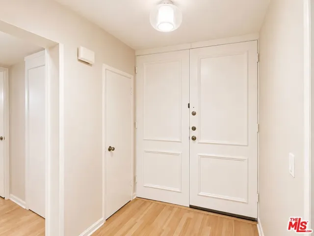 5870 Green Valley Circle 129, Culver City, California 90230