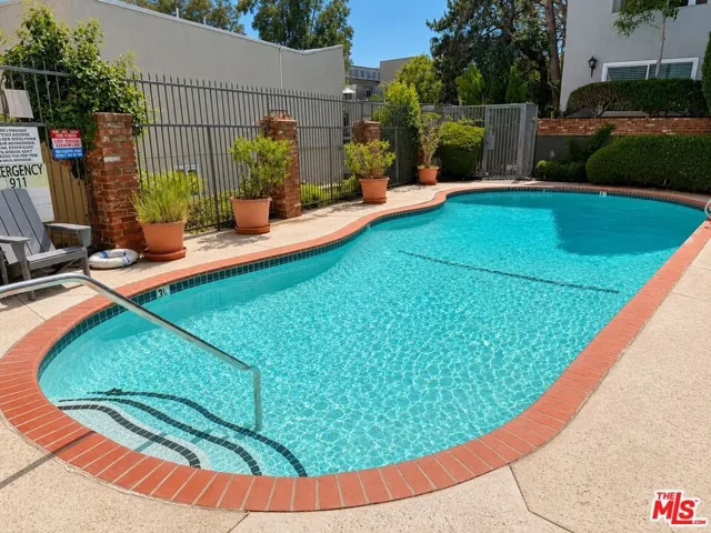 5870 Green Valley Circle 129, Culver City, California 90230