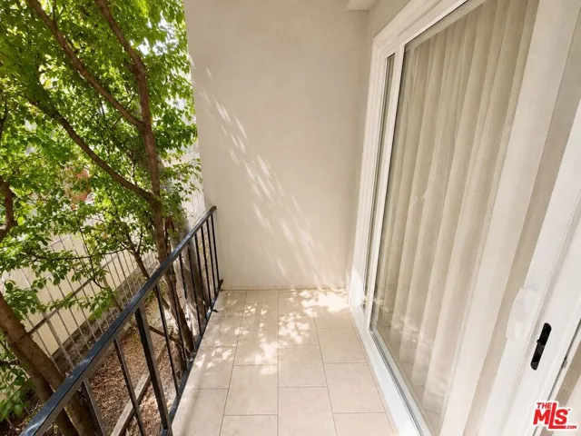 5870 Green Valley Circle 129, Culver City, California 90230
