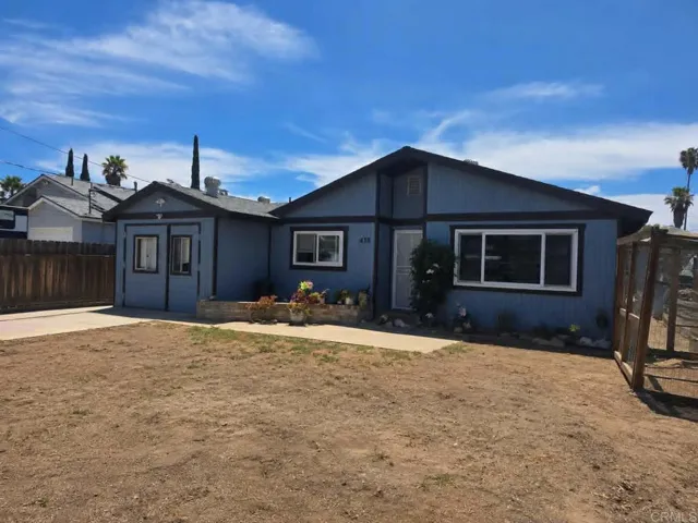 413 11th Street, Ramona, California 92065