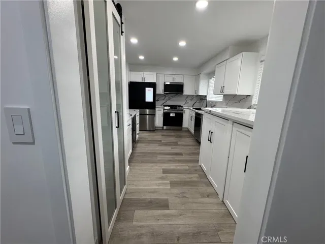 6771 Springpark 208a, Los Angeles, California 90056