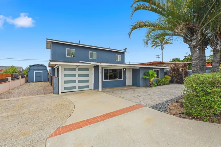 648 Cocapah, Vista, California 92083