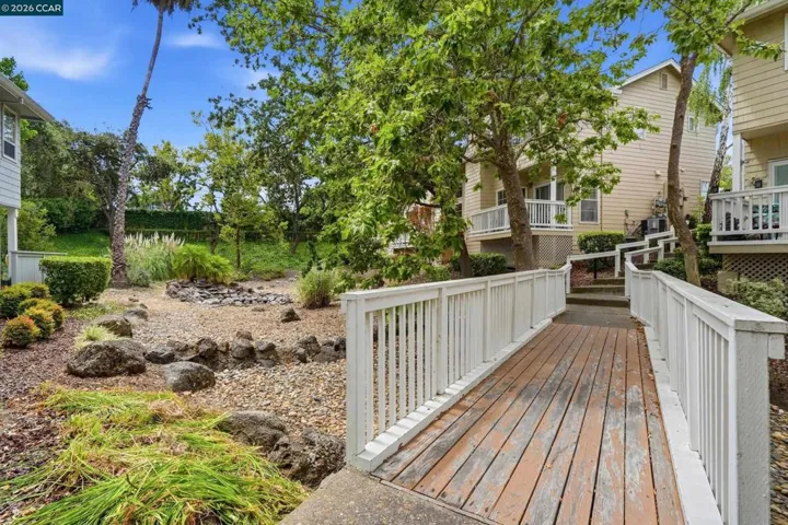 290 Pebblecreek Ct, Martinez, California 94553