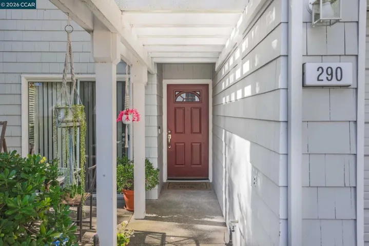 290 Pebblecreek Ct, Martinez, California 94553