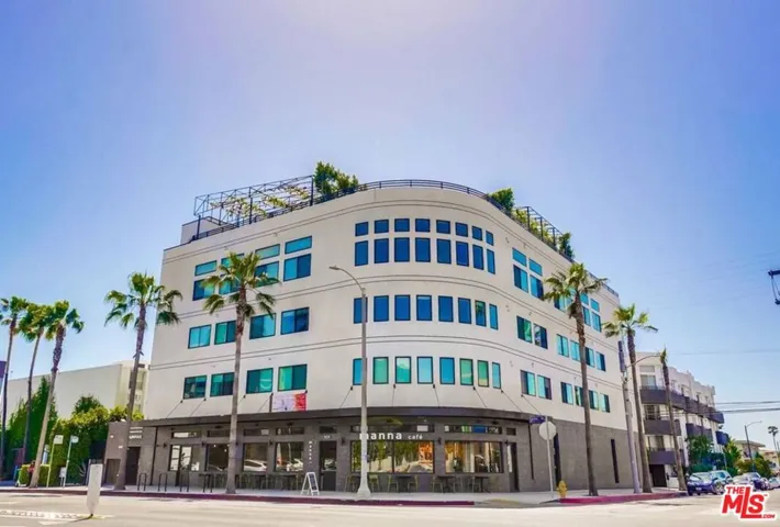 105 S Fairfax Avenue 203, Los Angeles, California 90036