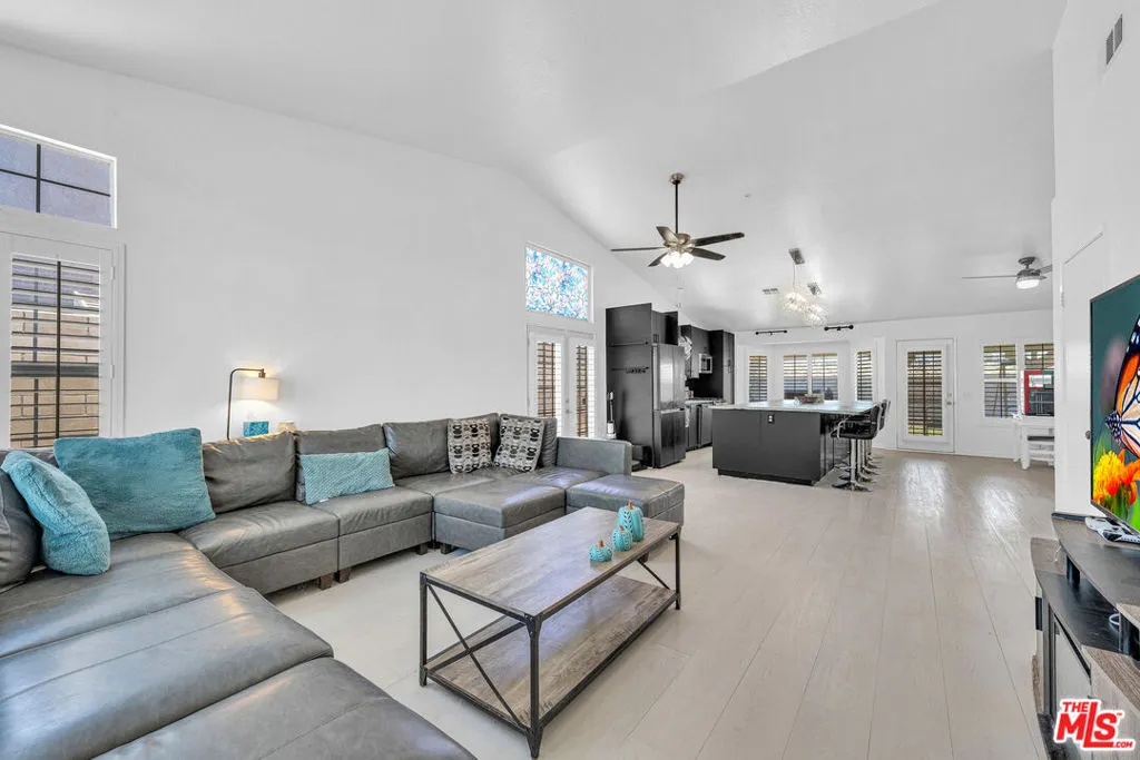 7581 Stoney Creek Drive, Highland, California 92346 — photo 5