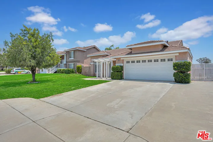7581 Stoney Creek Drive, Highland, California 92346