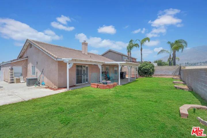 7581 Stoney Creek Drive, Highland, California 92346