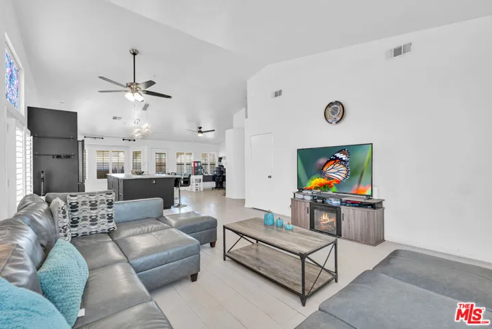7581 Stoney Creek Drive, Highland, California 92346