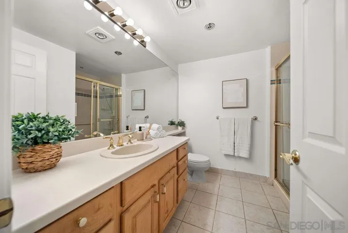 3890 Nobel Dr, San Diego, California 92122