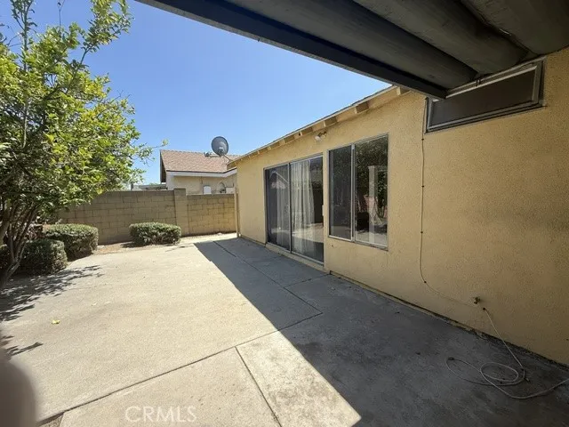 Good size backyard with mature fruit trees