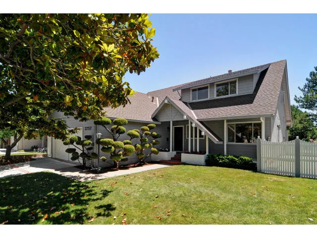 3757 Farm Hill Boulevard, Redwood City, California 94061