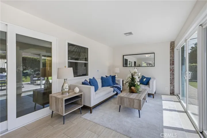 2011 Canyon Road, Arcadia, California 91006