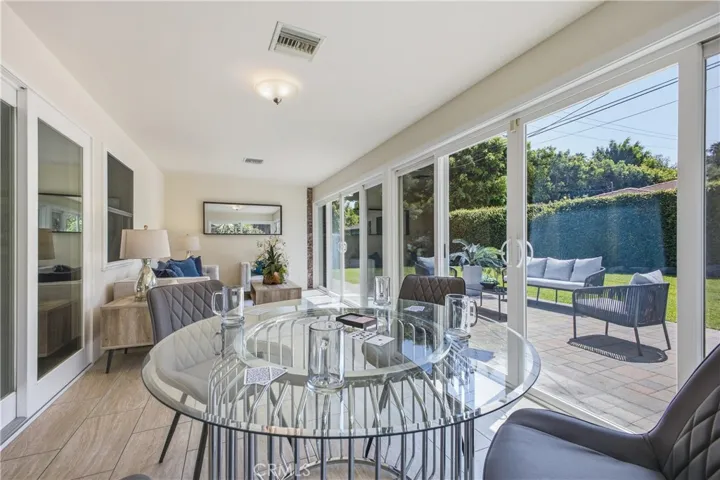 2011 Canyon Road, Arcadia, California 91006