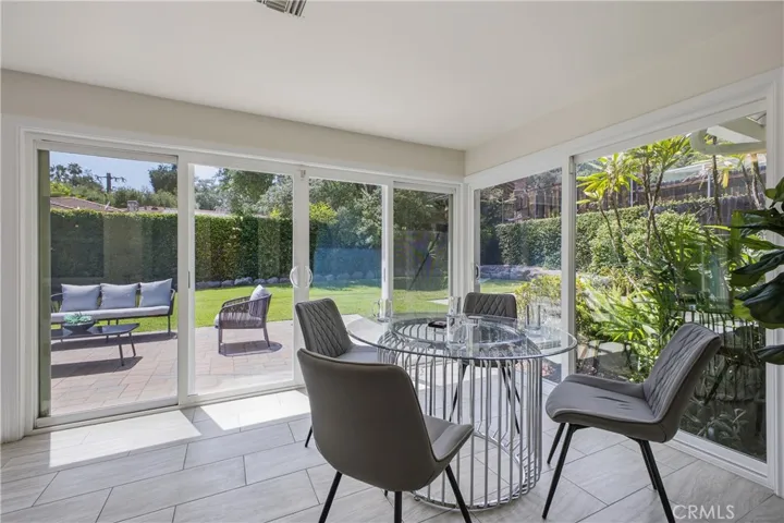 2011 Canyon Road, Arcadia, California 91006