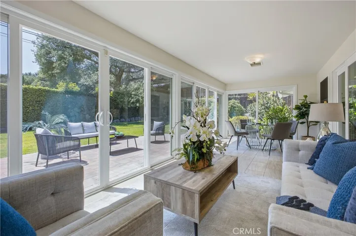 2011 Canyon Road, Arcadia, California 91006