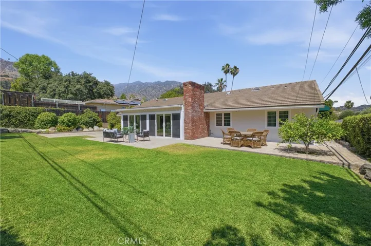 2011 Canyon Road, Arcadia, California 91006
