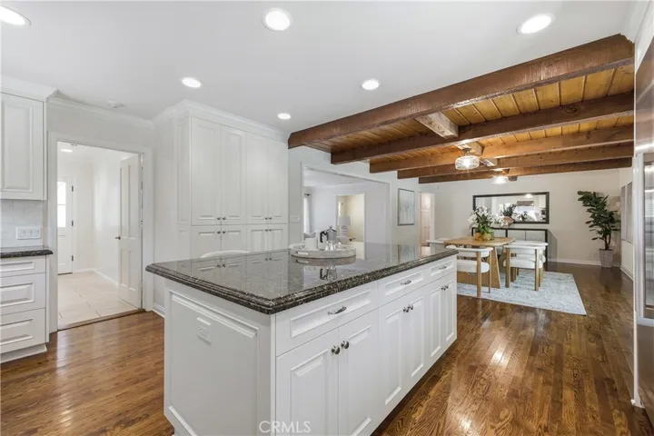 2011 Canyon Road, Arcadia, California 91006