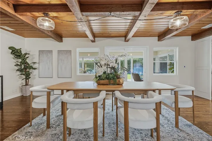2011 Canyon Road, Arcadia, California 91006