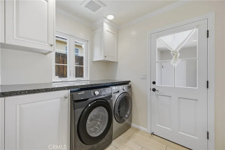 2011 Canyon Road, Arcadia, California 91006