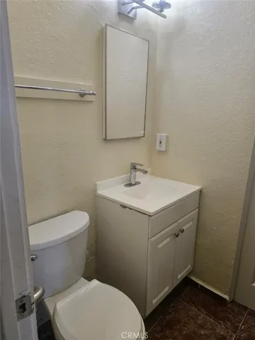 13084 Vaughn, San Fernando, California 91340