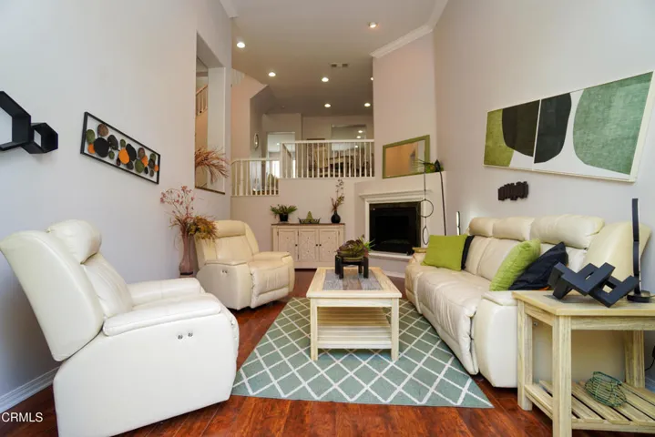1239 Bayside Ln, Oxnard CA 93035 - Livin