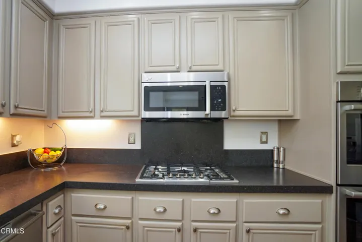 1239 Bayside Ln, Oxnard CA 93035 - Kitch