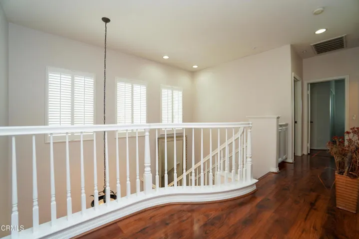 1239 Bayside Ln, Oxnard CA 93035 - Secon