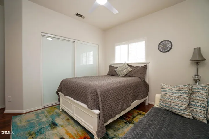 1239 Bayside Ln, Oxnard CA 93035 - Bedro