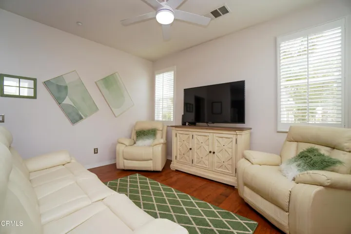1239 Bayside Ln, Oxnard CA 93035 - Famil
