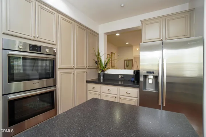 1239 Bayside Ln, Oxnard CA 93035 - Kitch