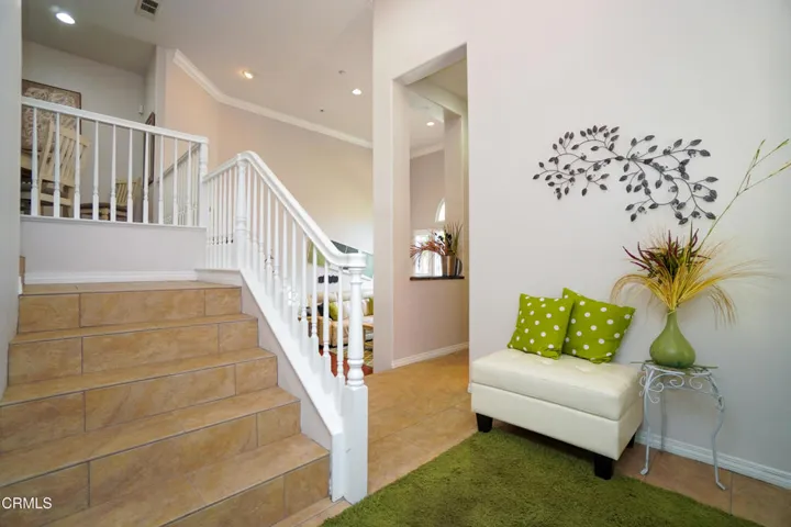 1239 Bayside Ln, Oxnard CA 93035 - Entry